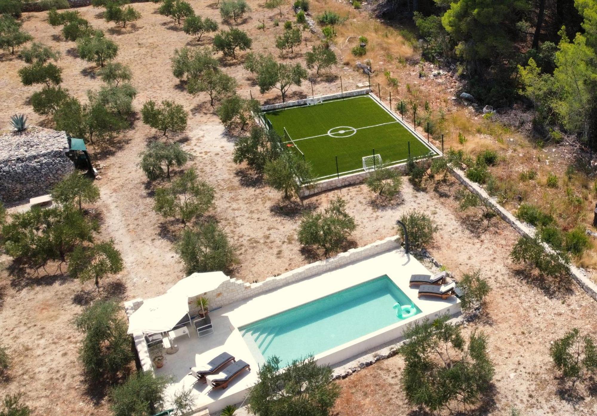 Villa Mista Sutivan Exterior foto
