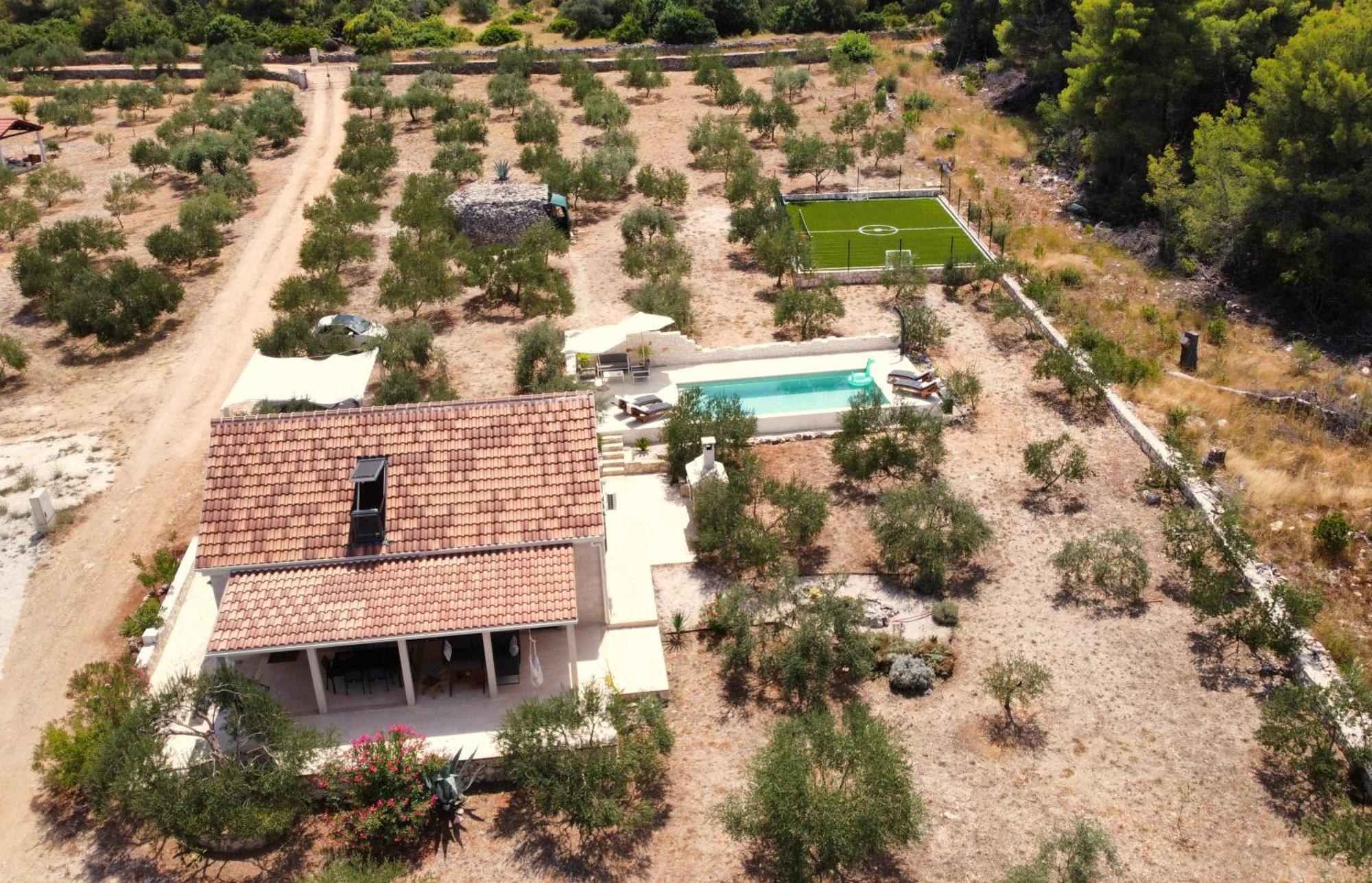 Villa Mista Sutivan Exterior foto