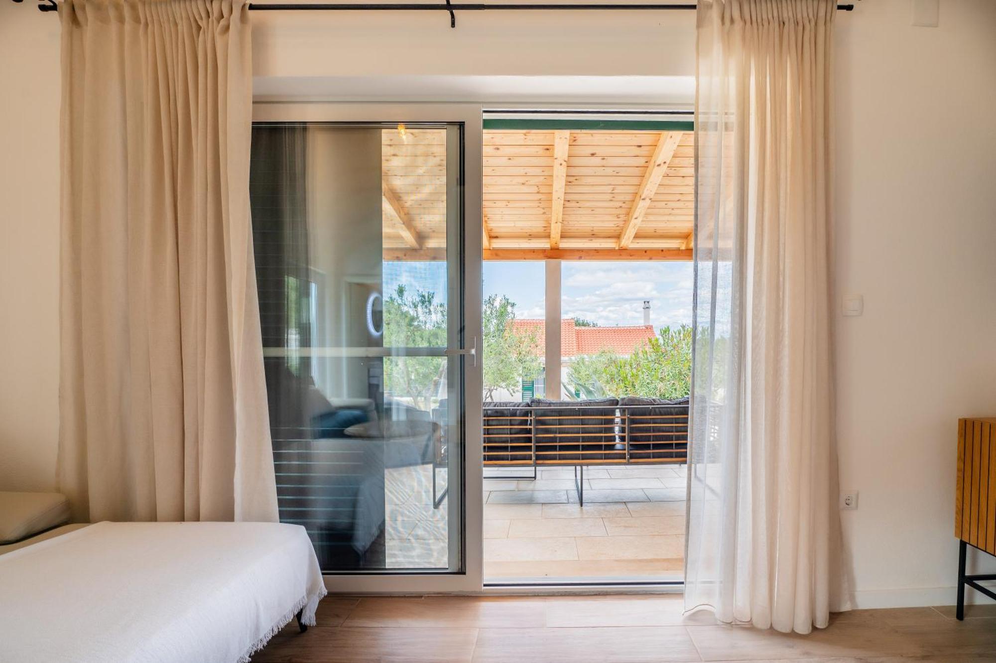 Villa Mista Sutivan Exterior foto